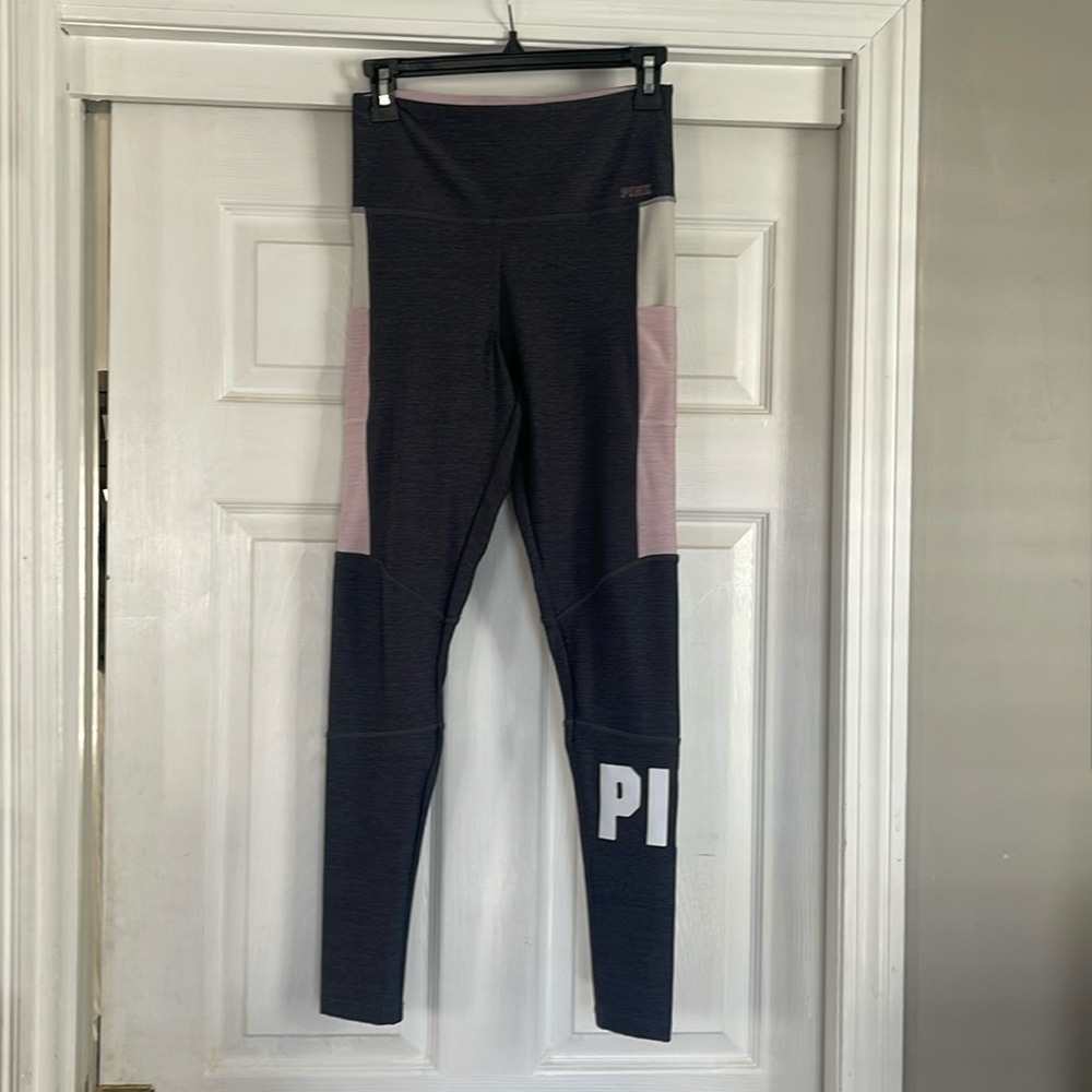 Like new condition. No wear.